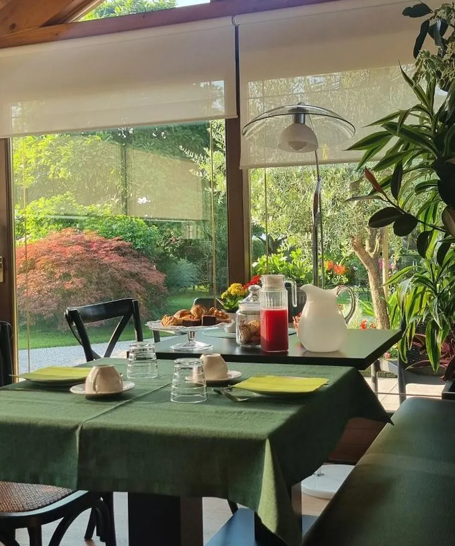 Green Rose Cesiomaggiore Bed & Breakfast